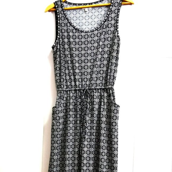 MAX STUDIO Black White Print Sleeveless Size: M (Medium) - Picture 3 of 13